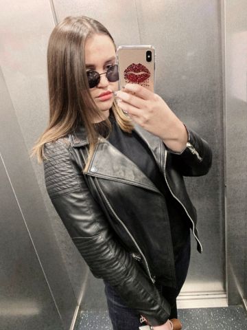 Полина
